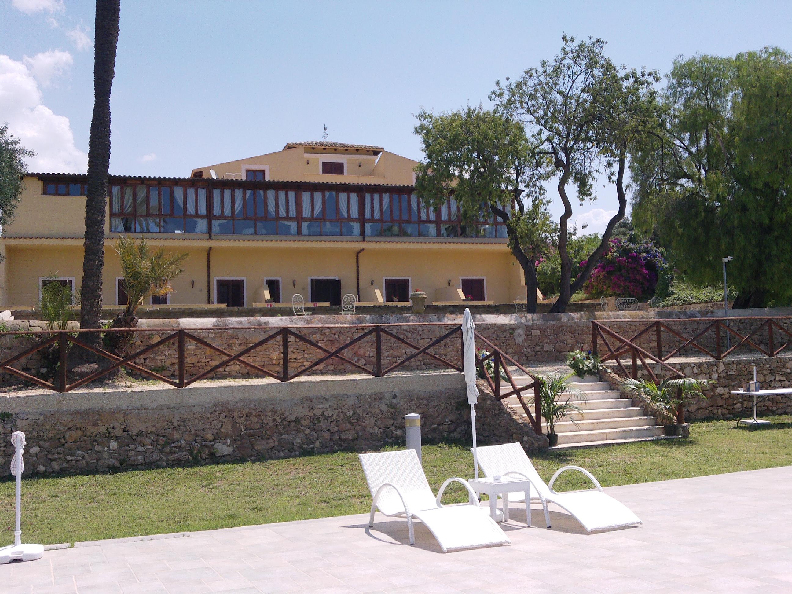 Hotel Villa Calandrino Sciacca Bagian luar foto