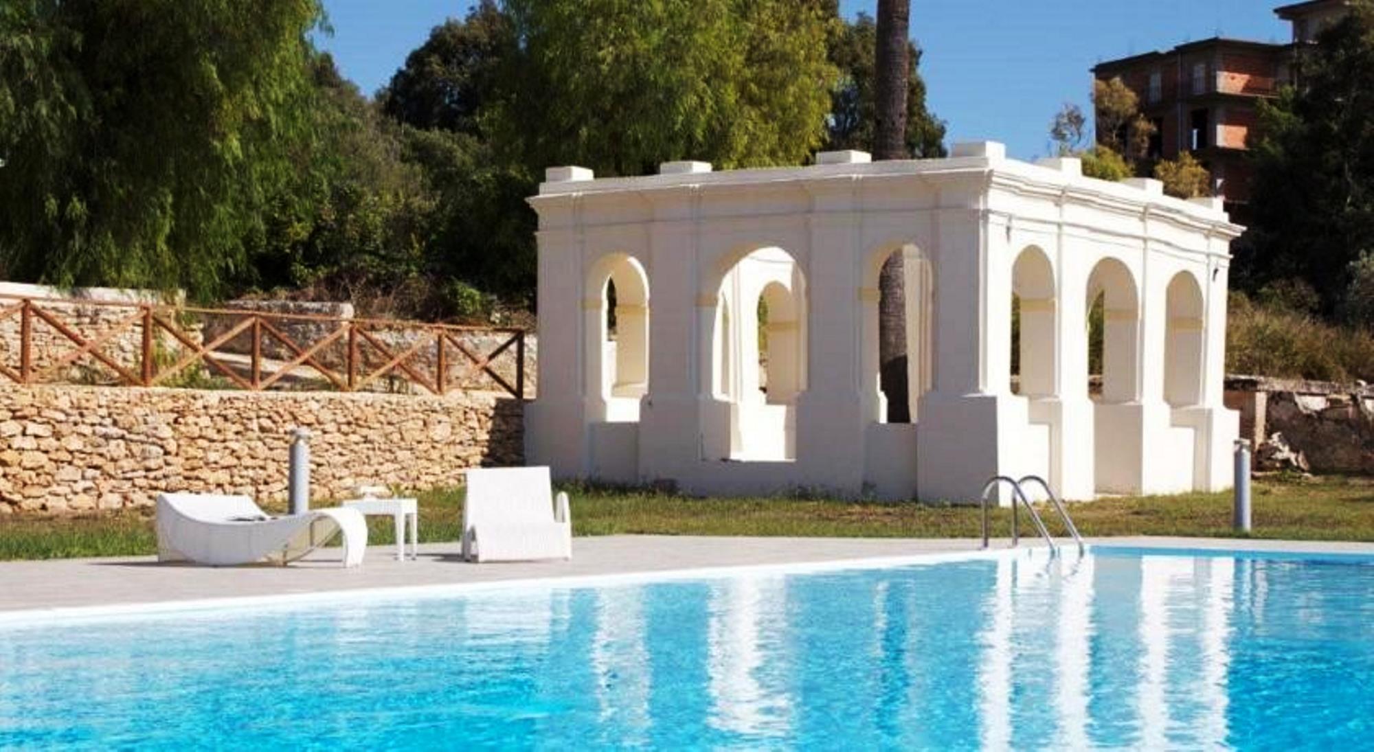 Hotel Villa Calandrino Sciacca Bagian luar foto