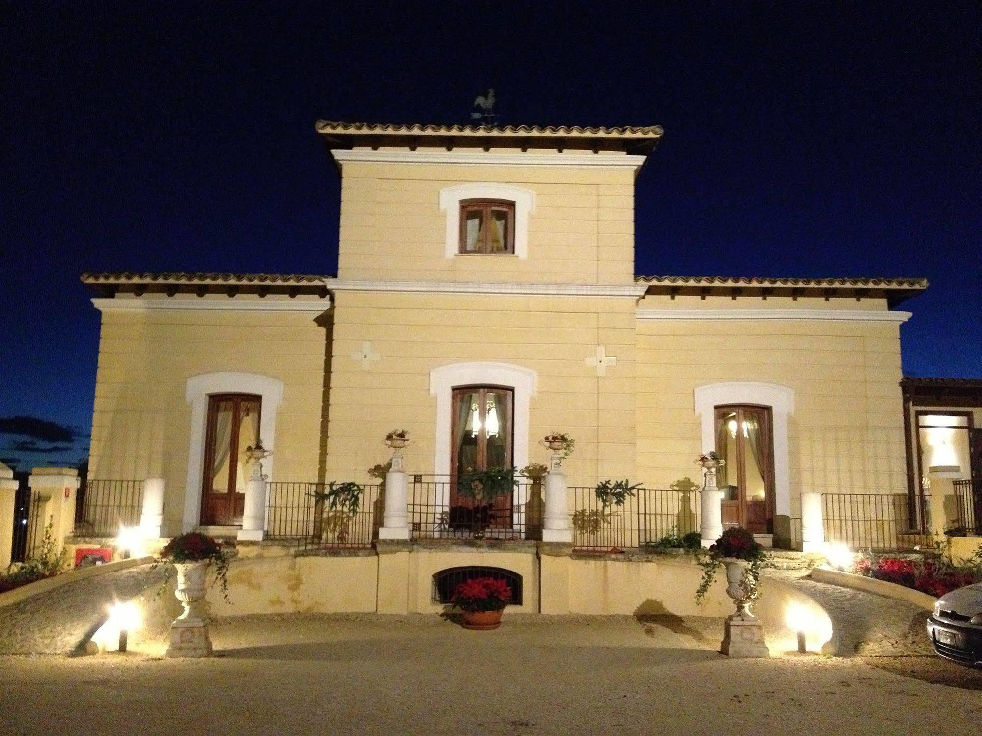 Hotel Villa Calandrino Sciacca Bagian luar foto